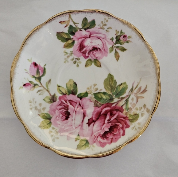 "American Beauty" cup and saucer by Royal Albert. - Picture 6 of 13